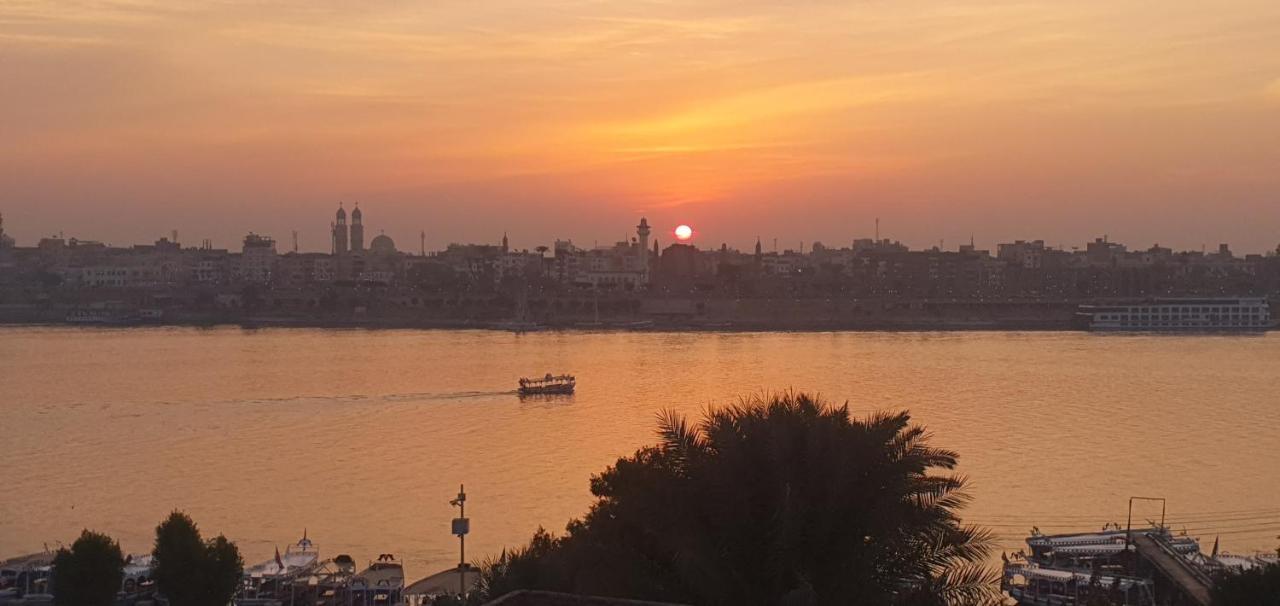 Nile Sunrise Flats Apartment Luxor Exterior foto