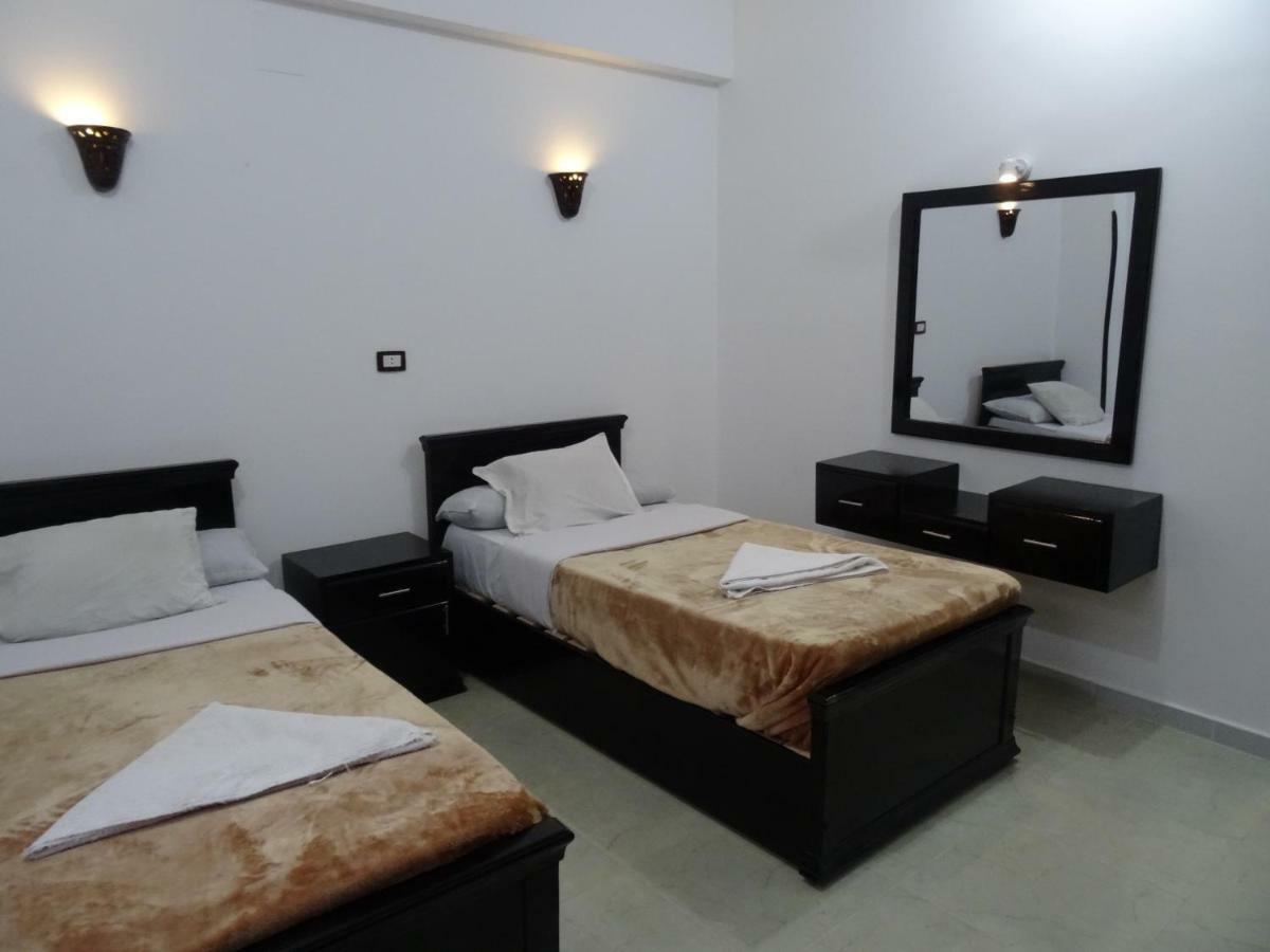 Nile Sunrise Flats Apartment Luxor Exterior foto